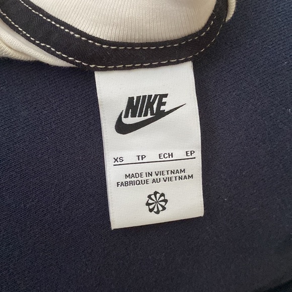 Nike Oversized T-Shirt - Picture 4 of 4